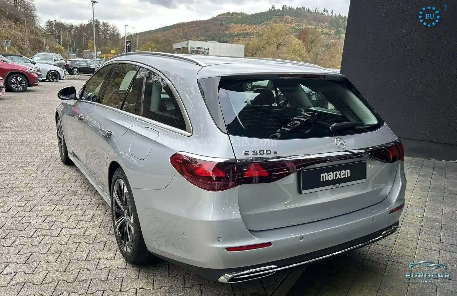 Mercedes-Benz E 300
