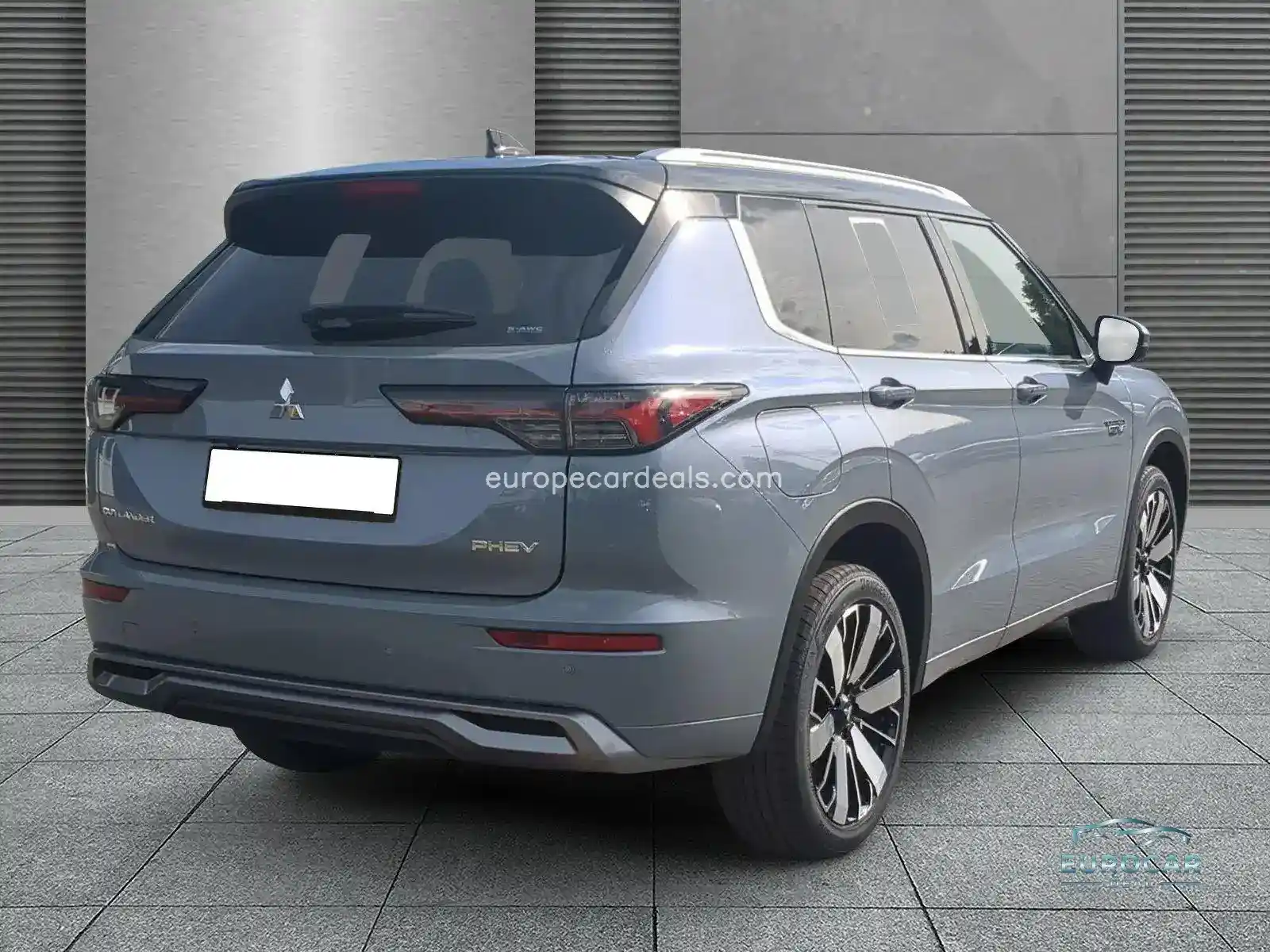 Mitsubishi Plug-in Hybrid Outlander