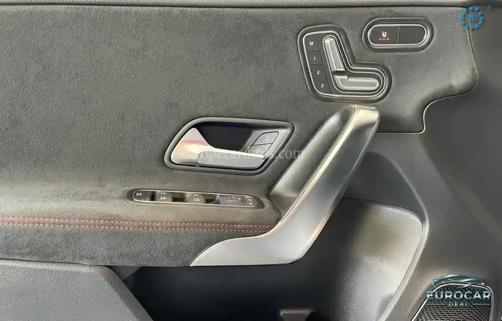 Mercedes-Benz A 35 AMG