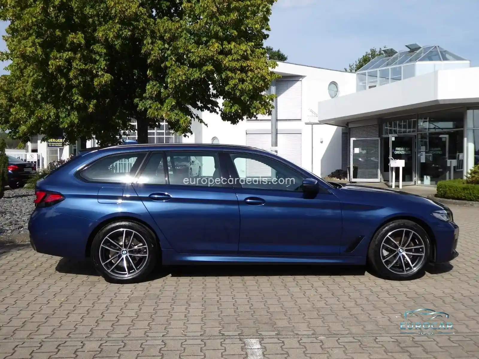 BMW 520