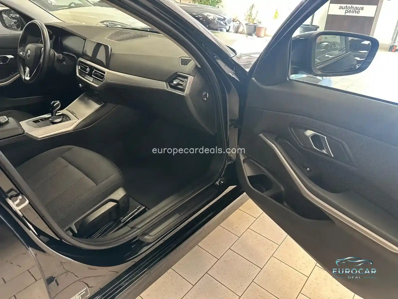 BMW 330