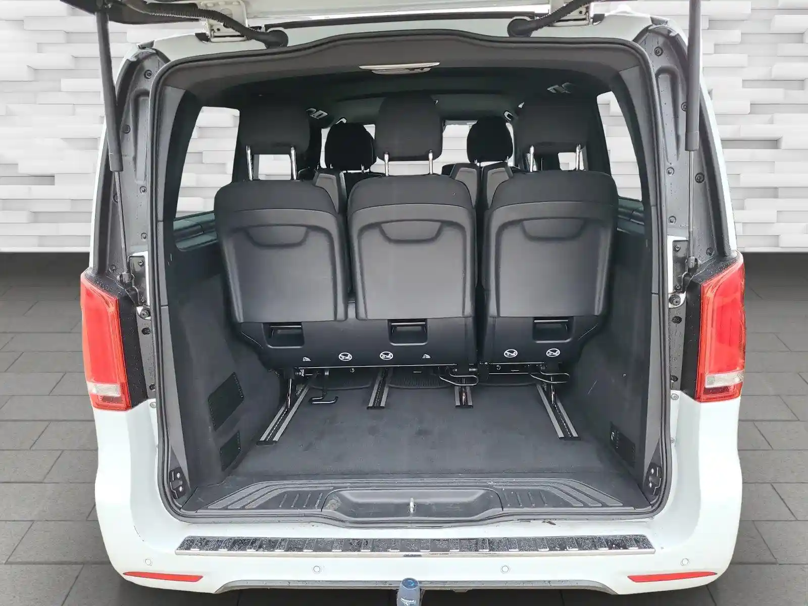 Mercedes-Benz V 250