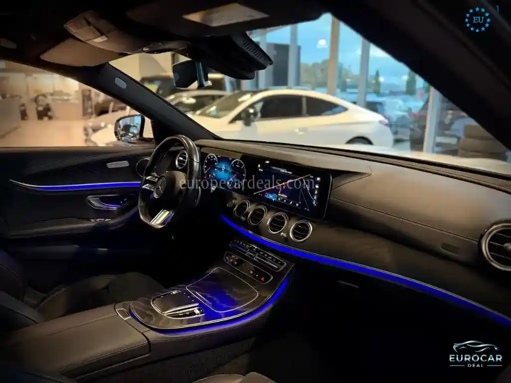 Mercedes-Benz E 220