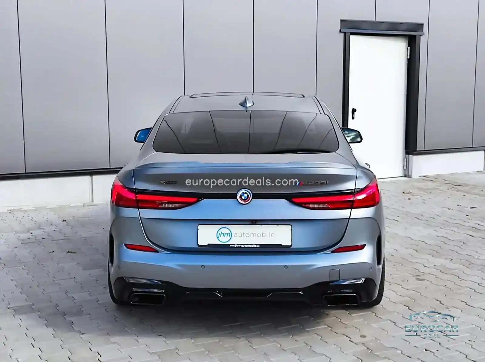 BMW M235