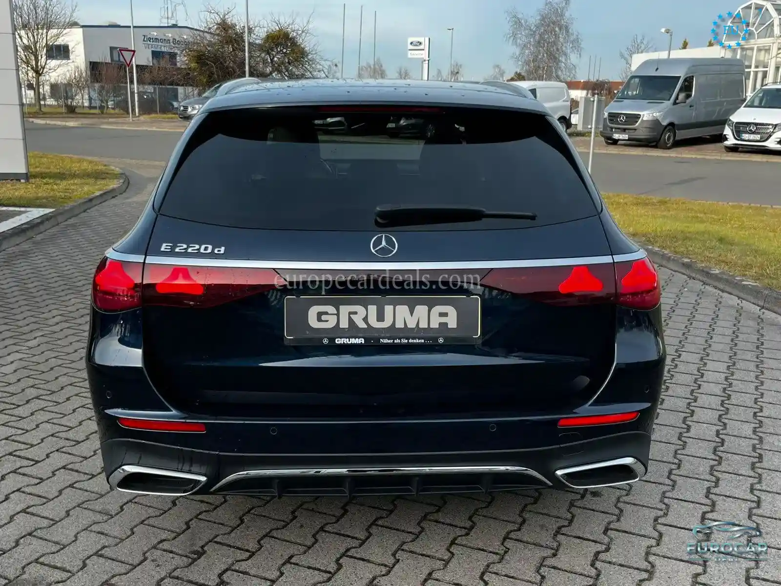Mercedes-Benz E 220