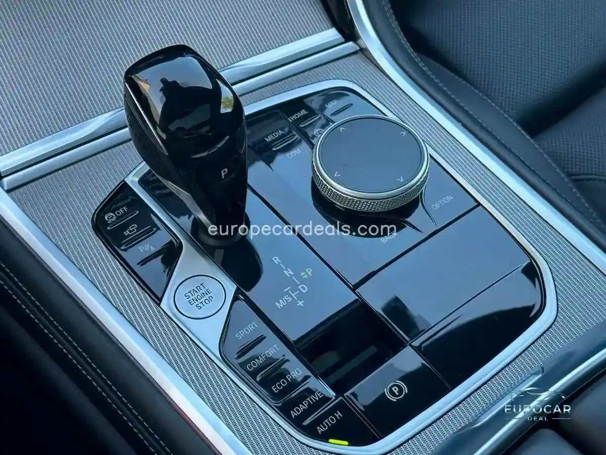 BMW 840