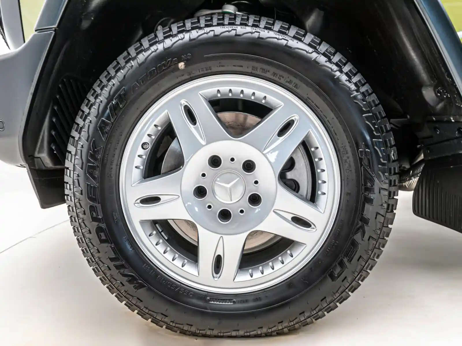 Mercedes-Benz G 500