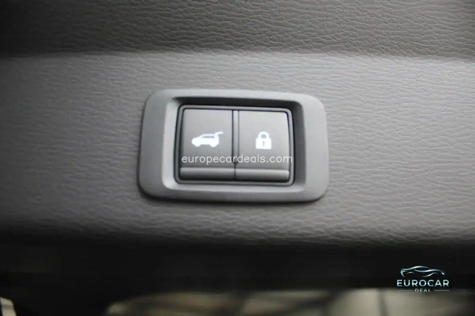 Mitsubishi Plug-in Hybrid Outlander