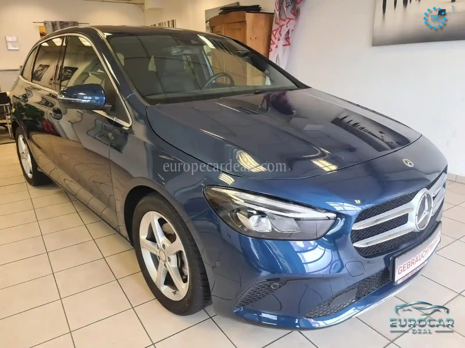 Mercedes-Benz B 200