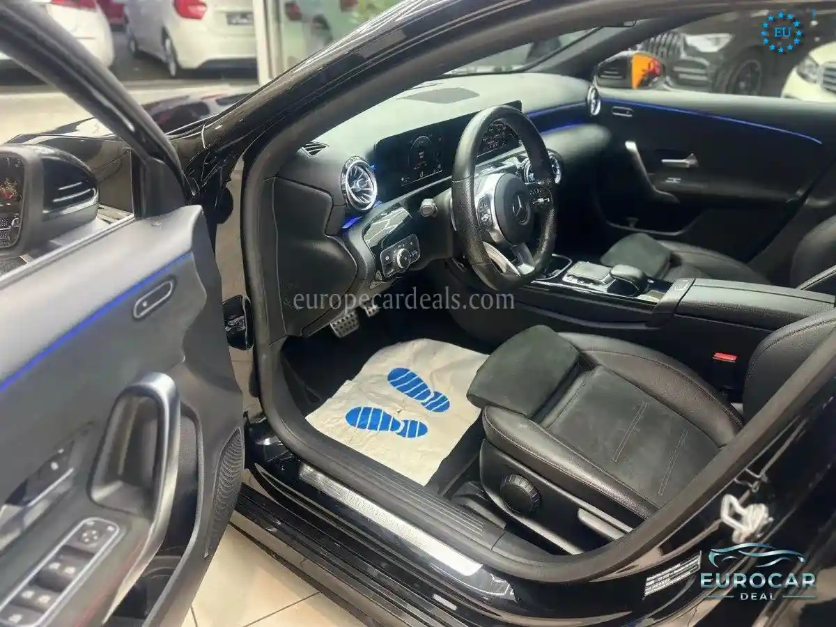 Mercedes-Benz A 180