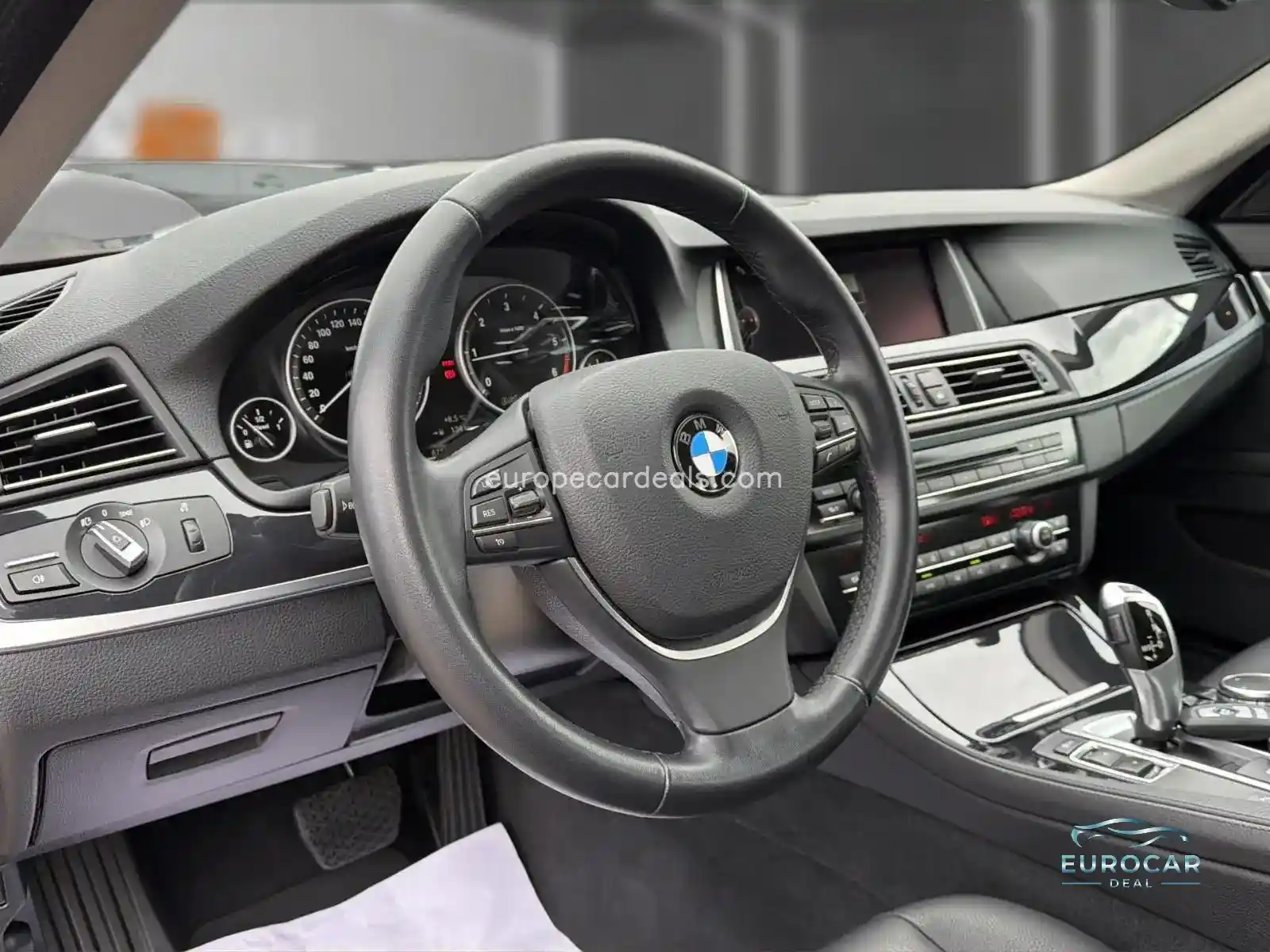 BMW 525