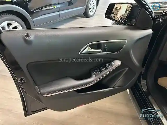 Mercedes-Benz A 45 AMG