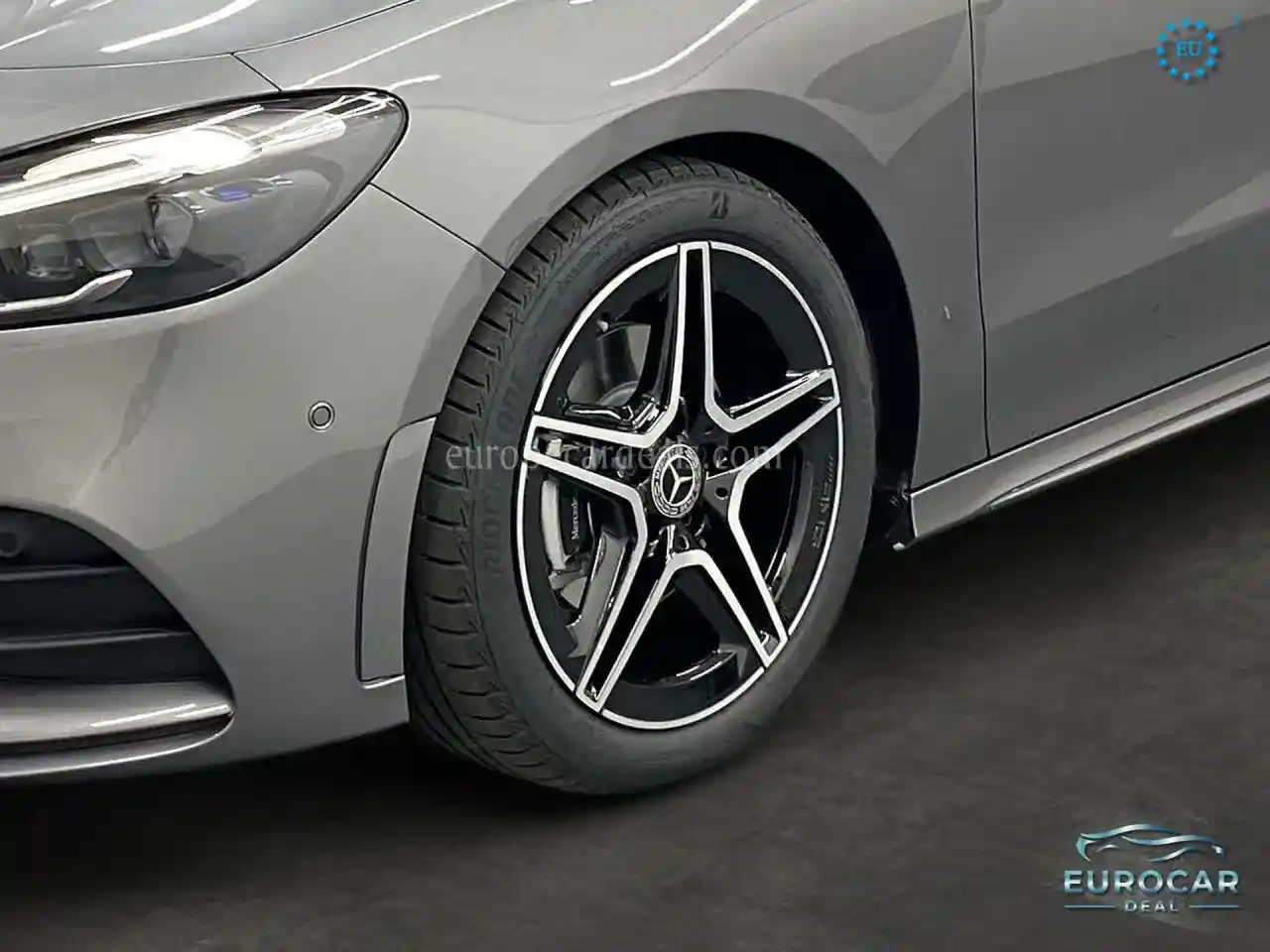 Mercedes-Benz B 200