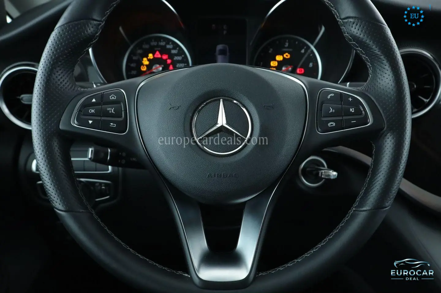 Mercedes-Benz V 220