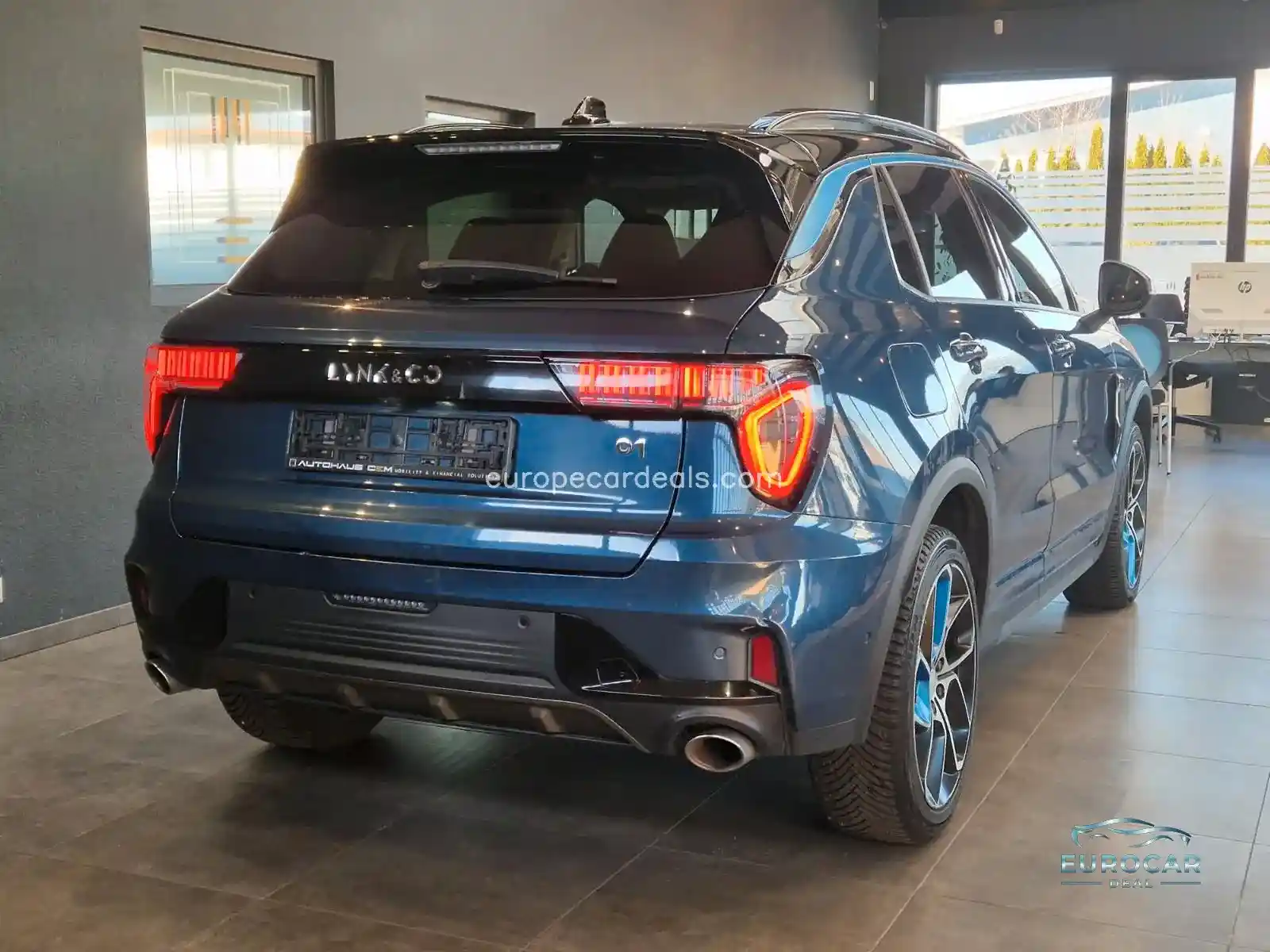 Lynk&Co 01