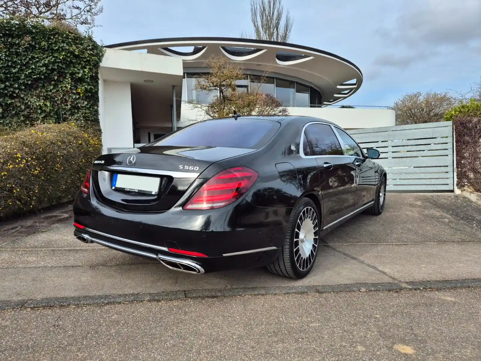 Mercedes-Benz S 560