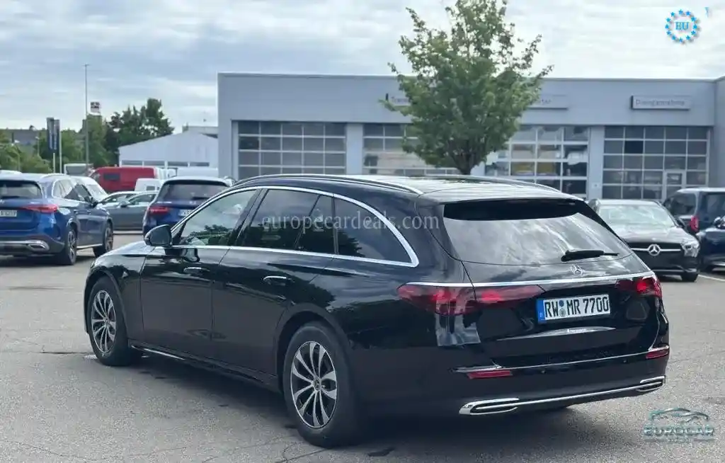 Mercedes-Benz E 200