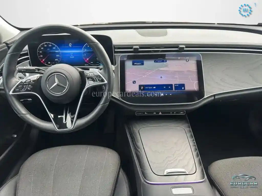 Mercedes-Benz E 200