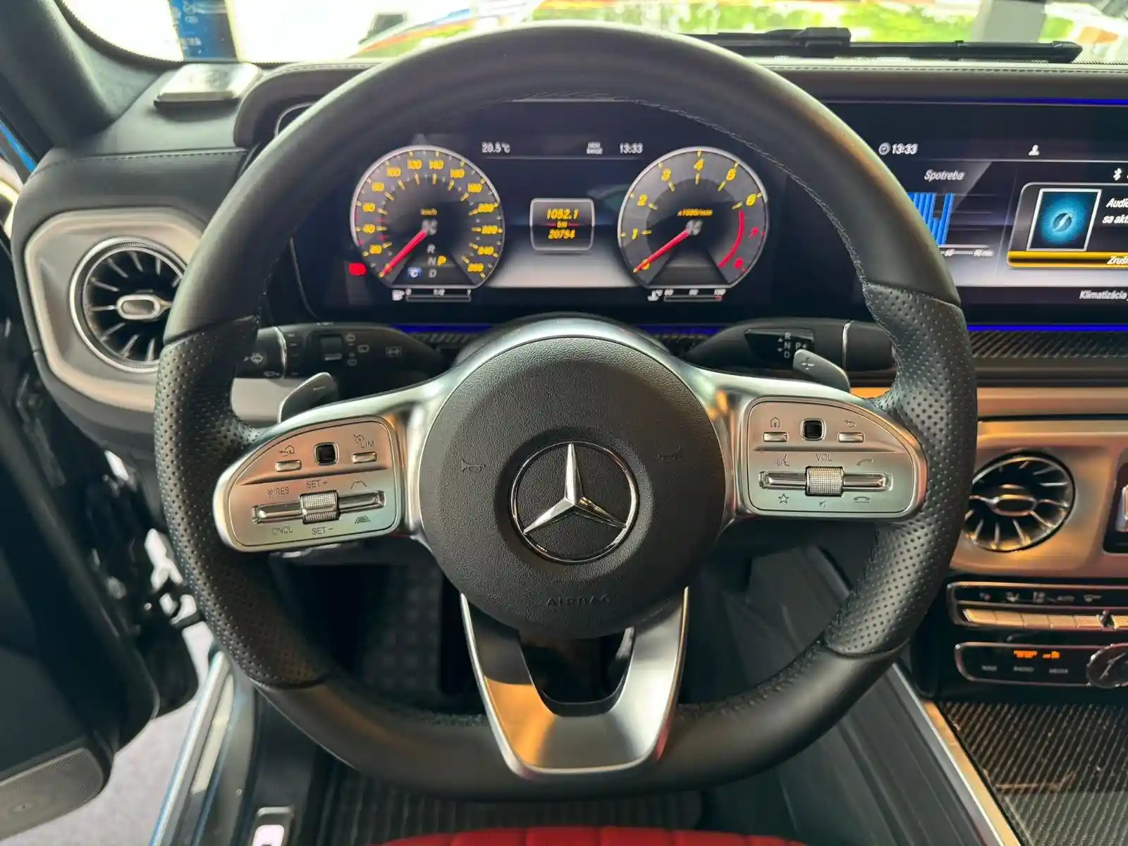 Mercedes-Benz G 500