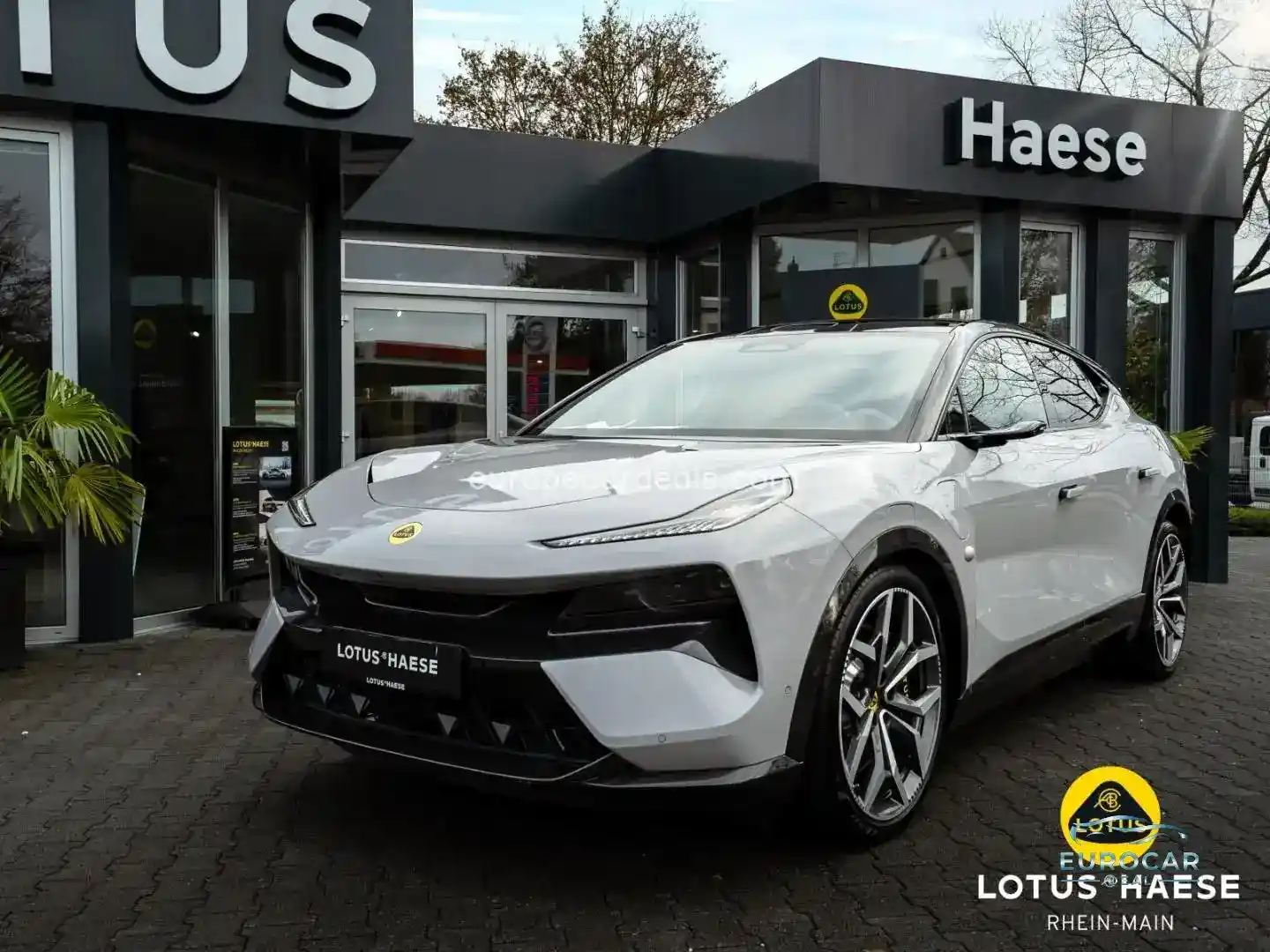 Lotus Eletre