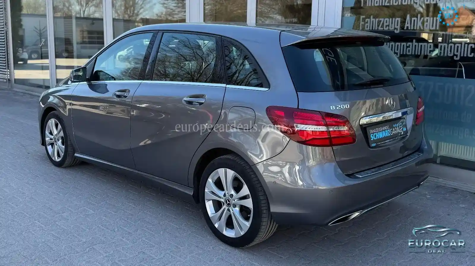 Mercedes-Benz B 200