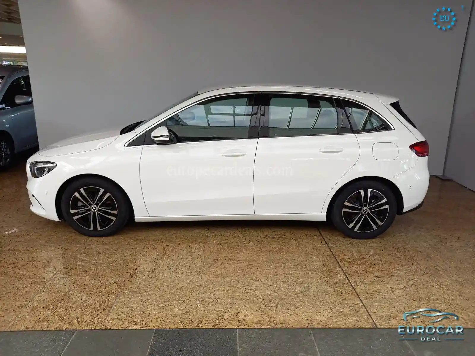 Mercedes-Benz B 220