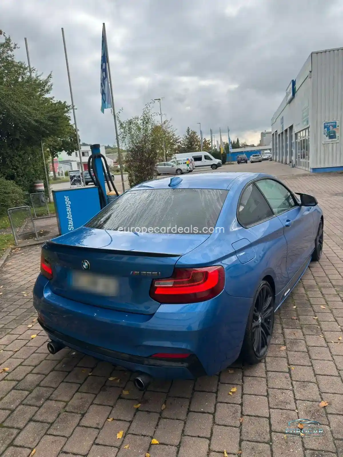 BMW M235