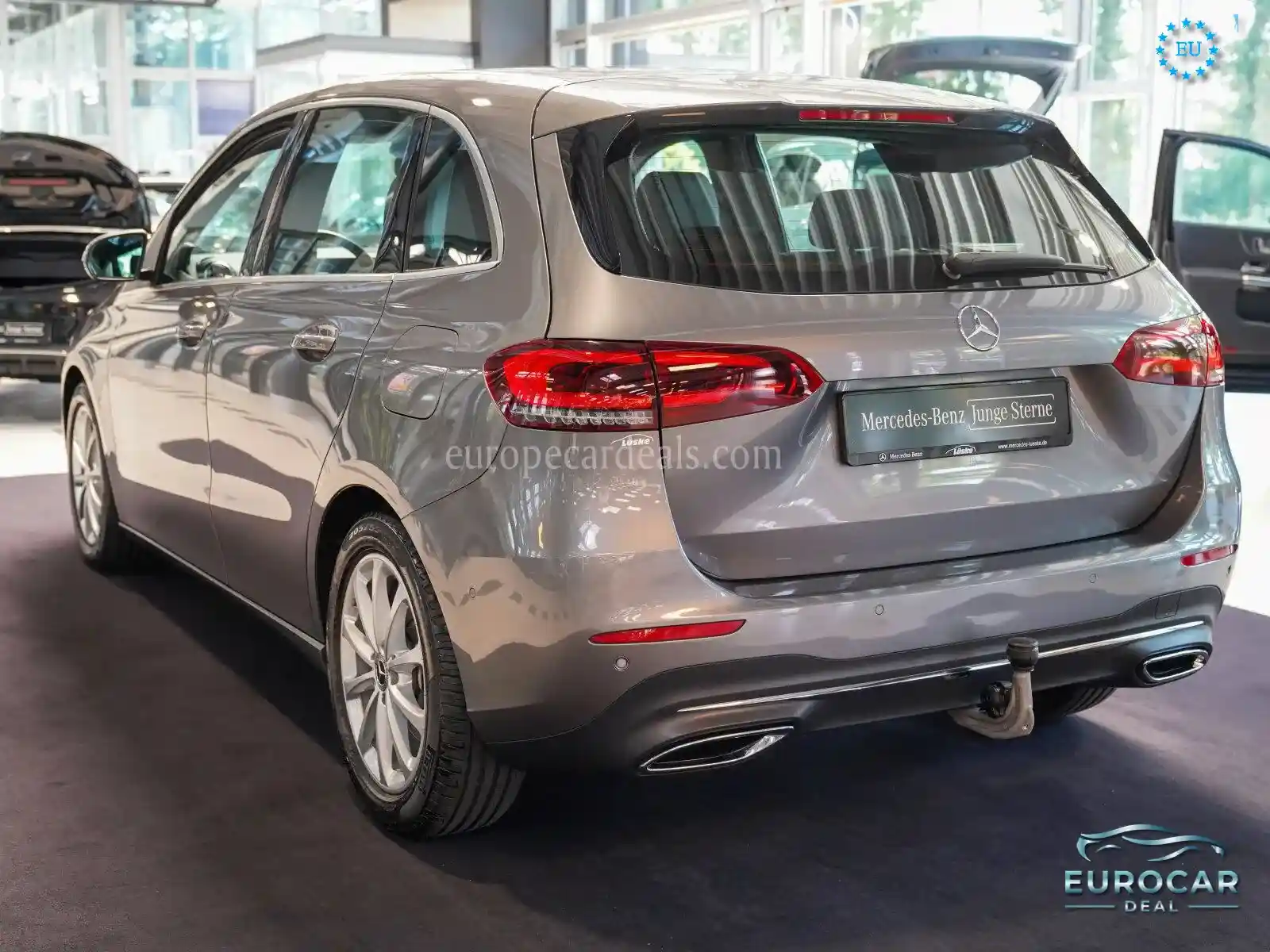 Mercedes-Benz B 220