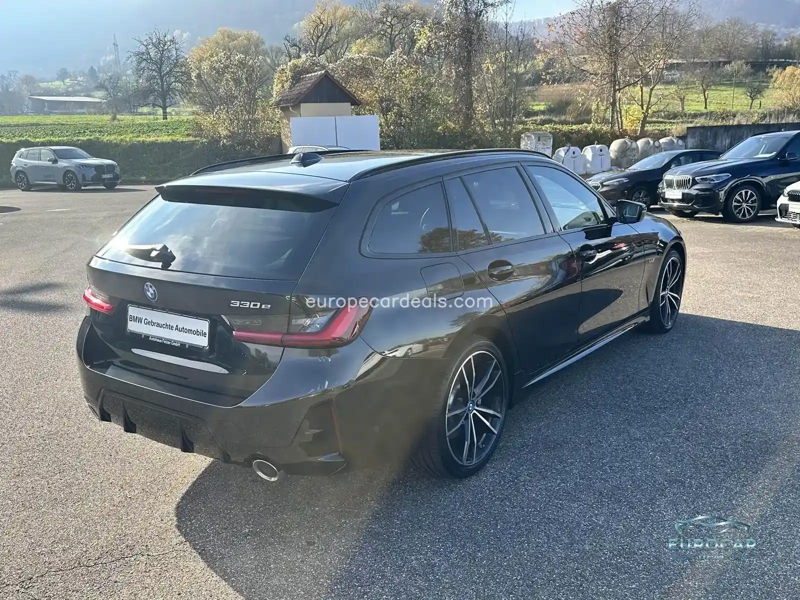 BMW 330