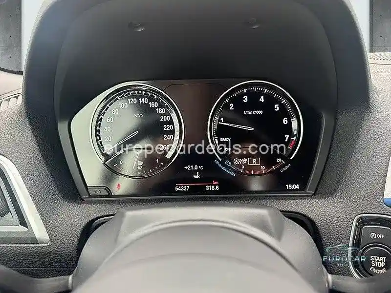 BMW 230