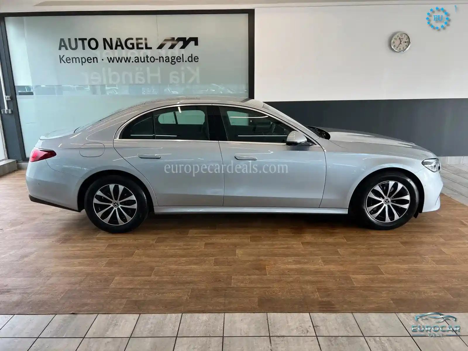 Mercedes-Benz E 200