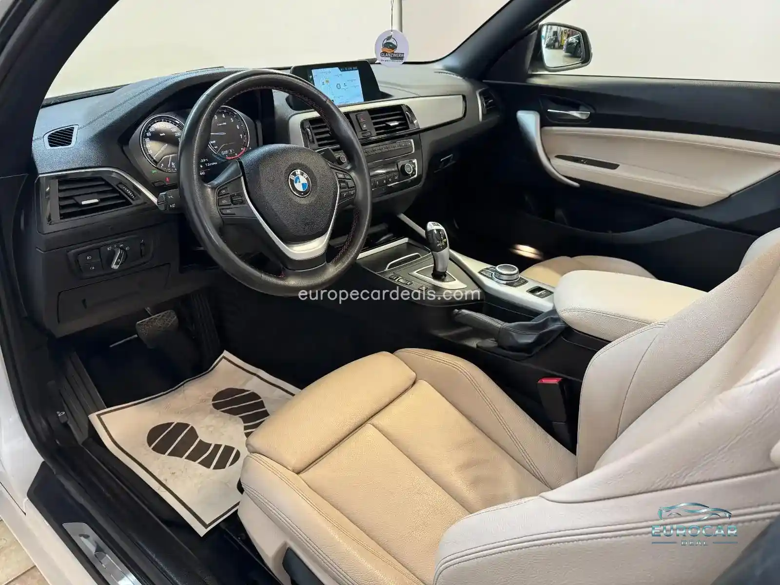 BMW 220