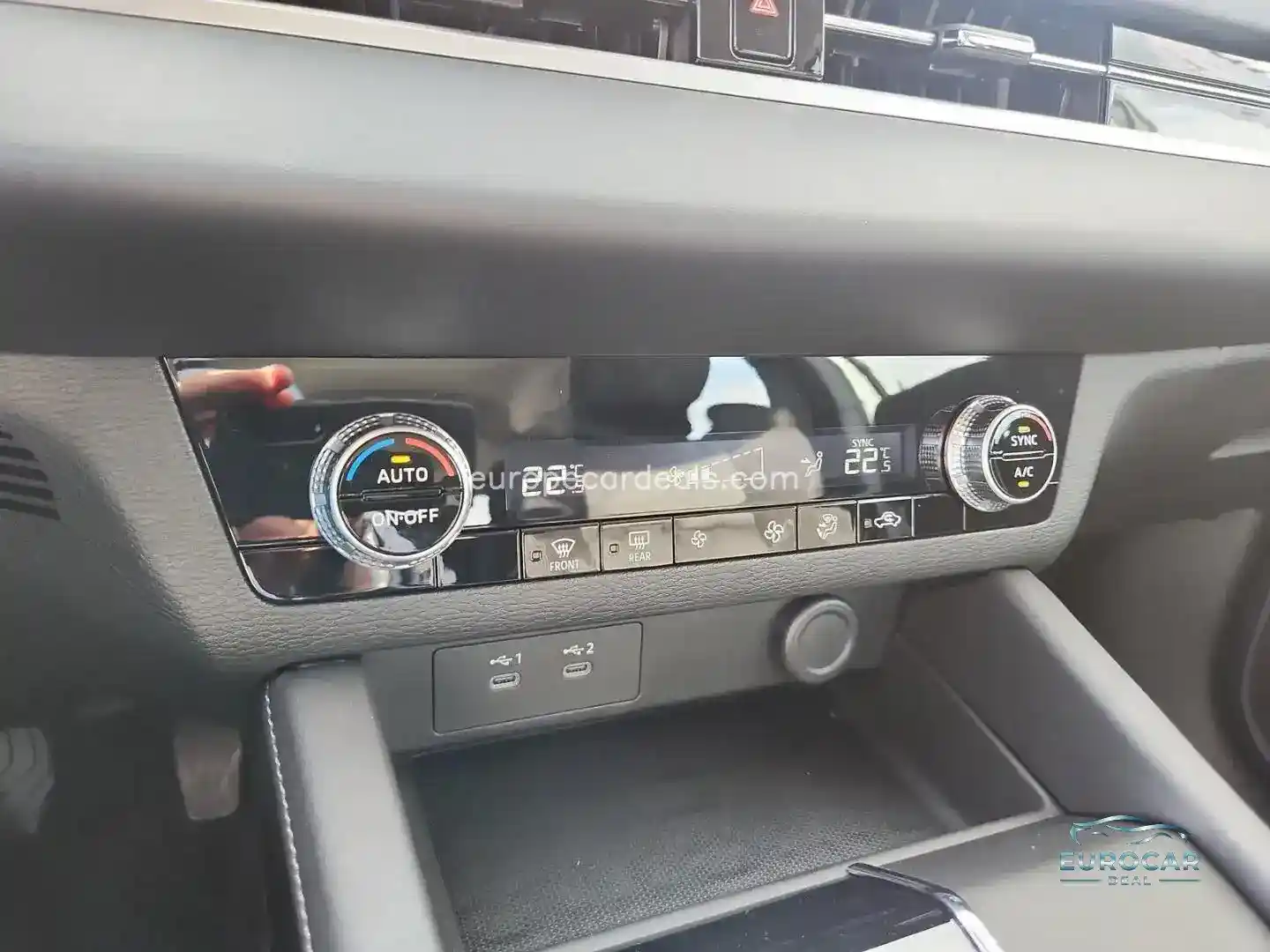 Mitsubishi Plug-in Hybrid Outlander