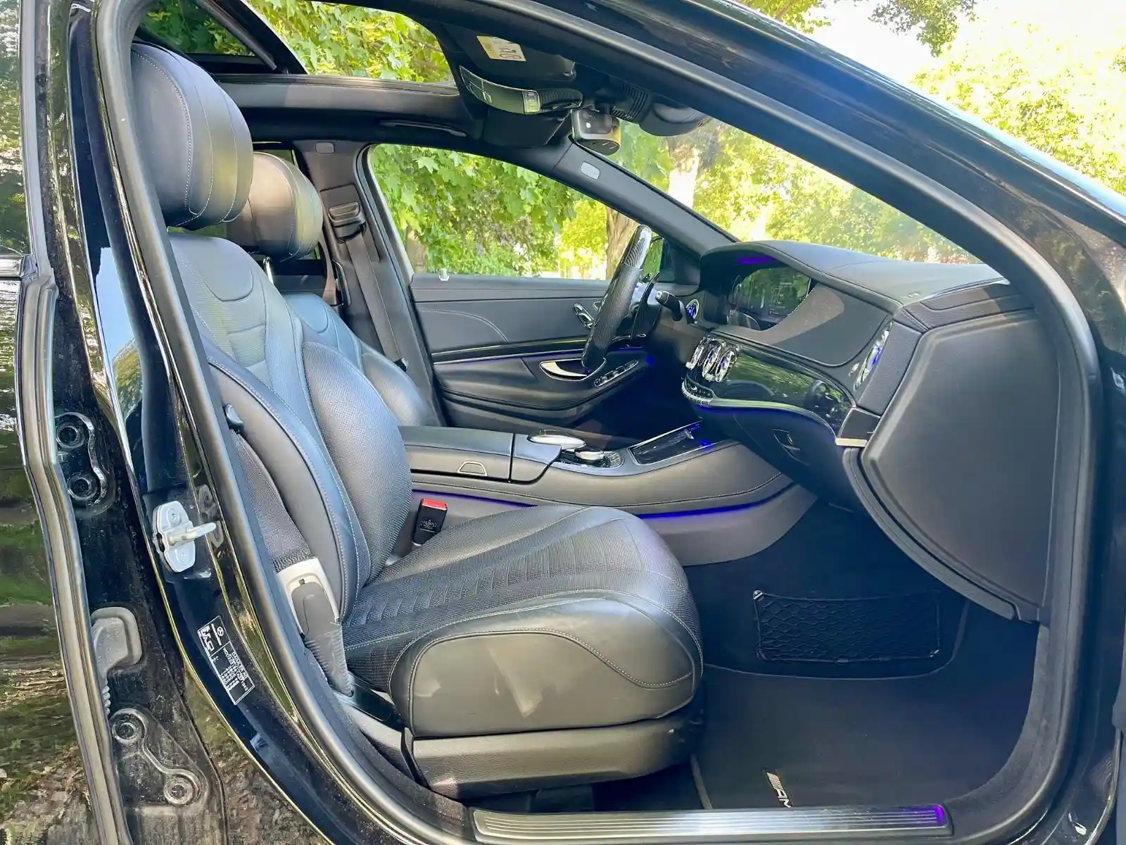 Mercedes-Benz S 560
