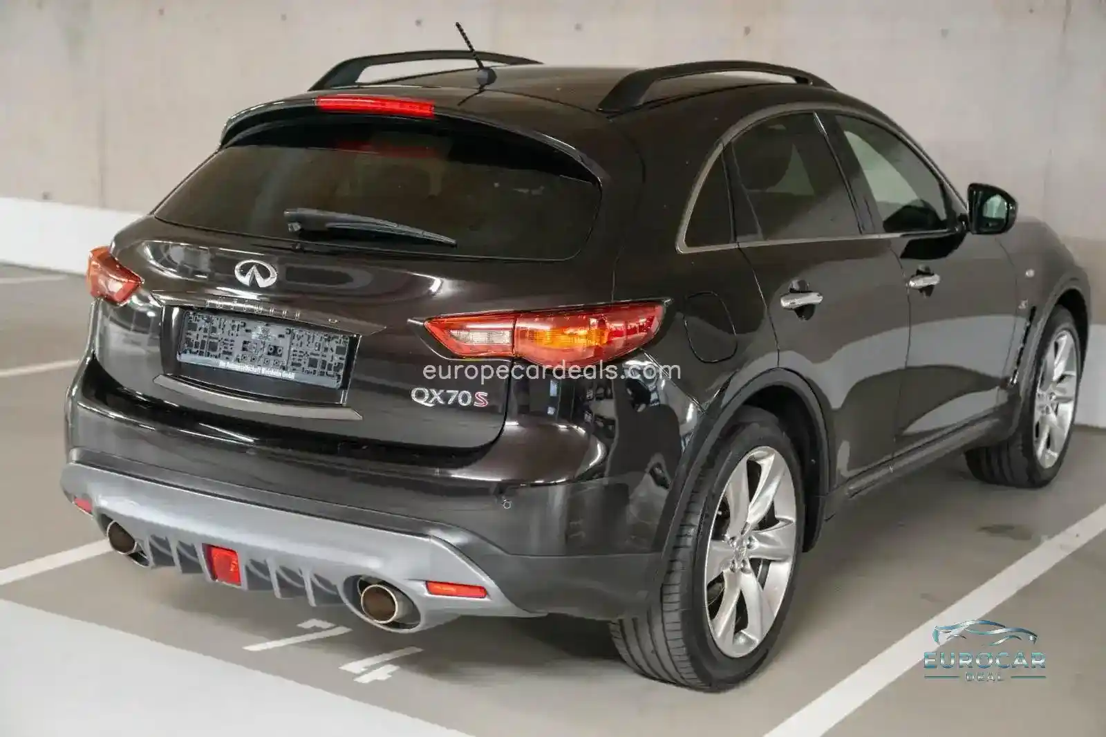 Infiniti QX70