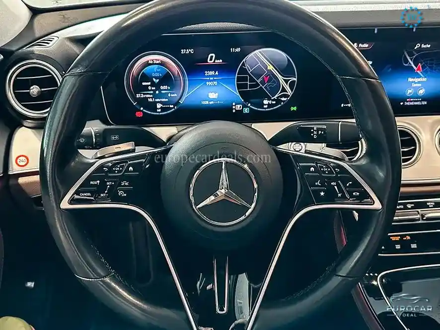 Mercedes-Benz E 300
