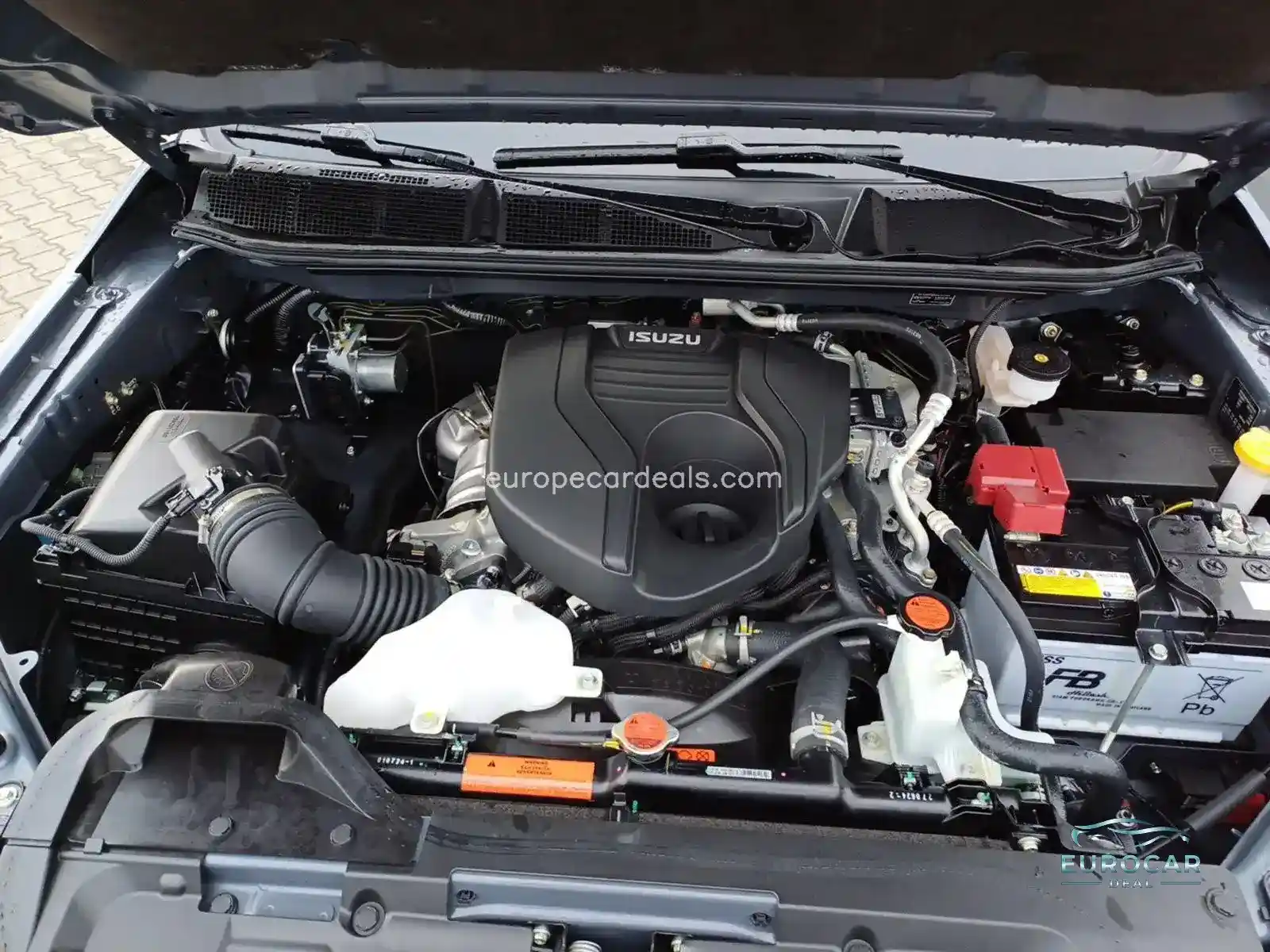 Space Cab V-Cross A/T NEUES Modell