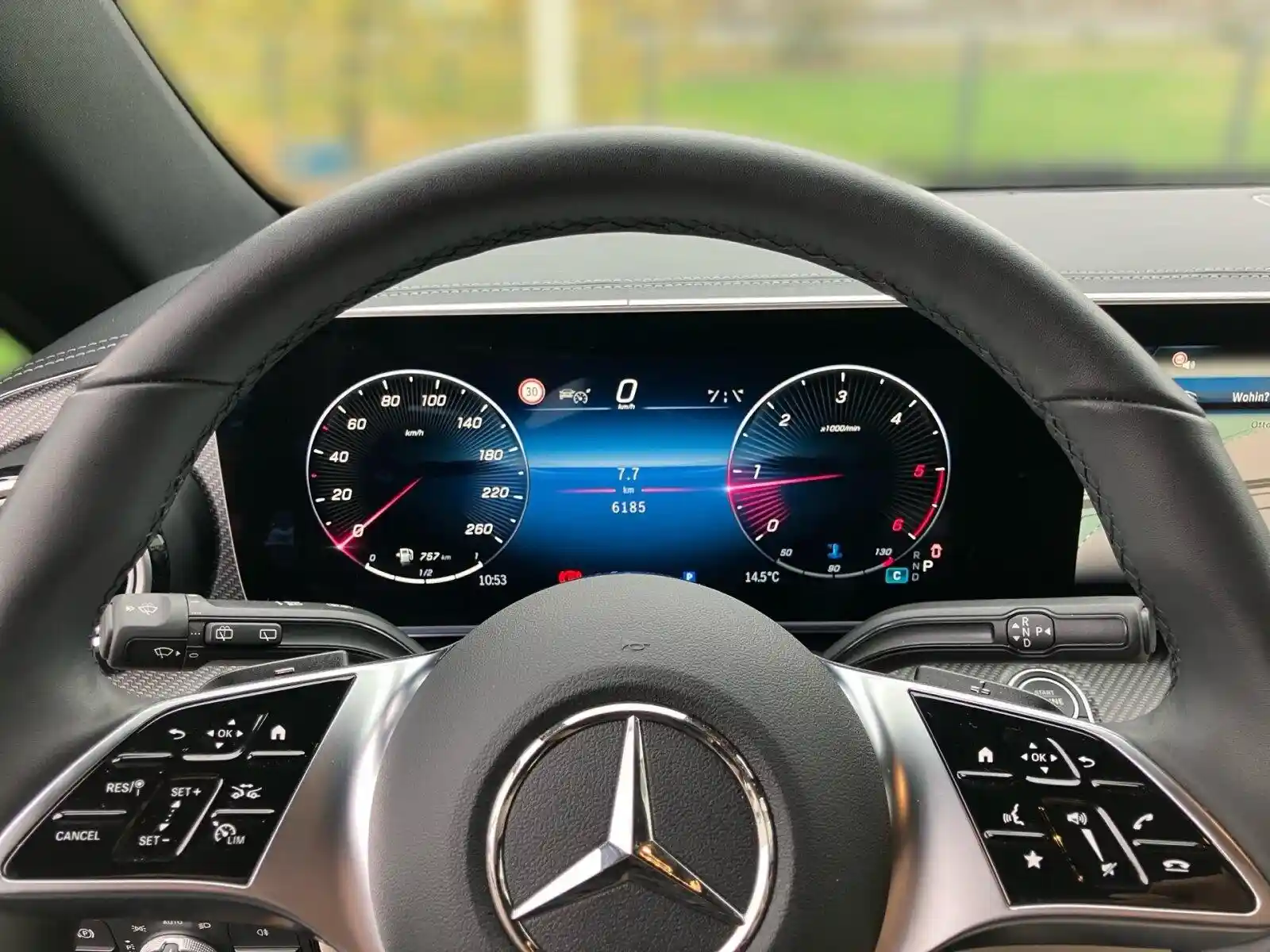 Mercedes-Benz V 250