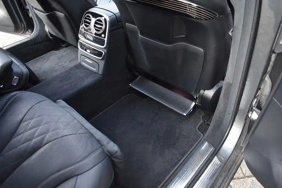 Mercedes-Benz S 500