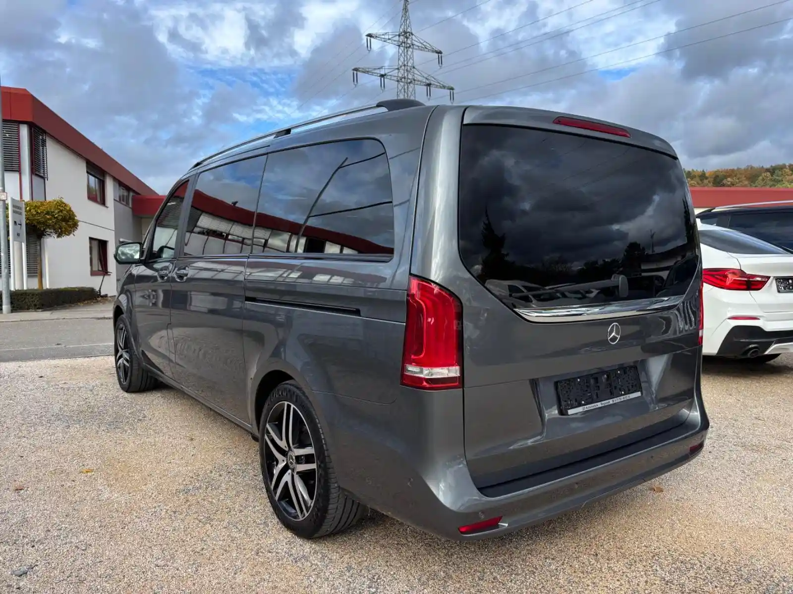 Mercedes-Benz V 250