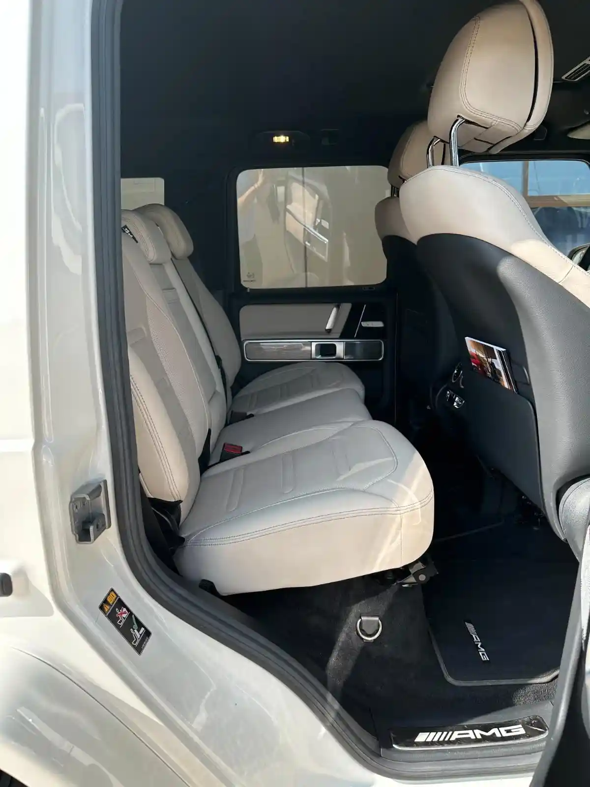 Mercedes-Benz G 500