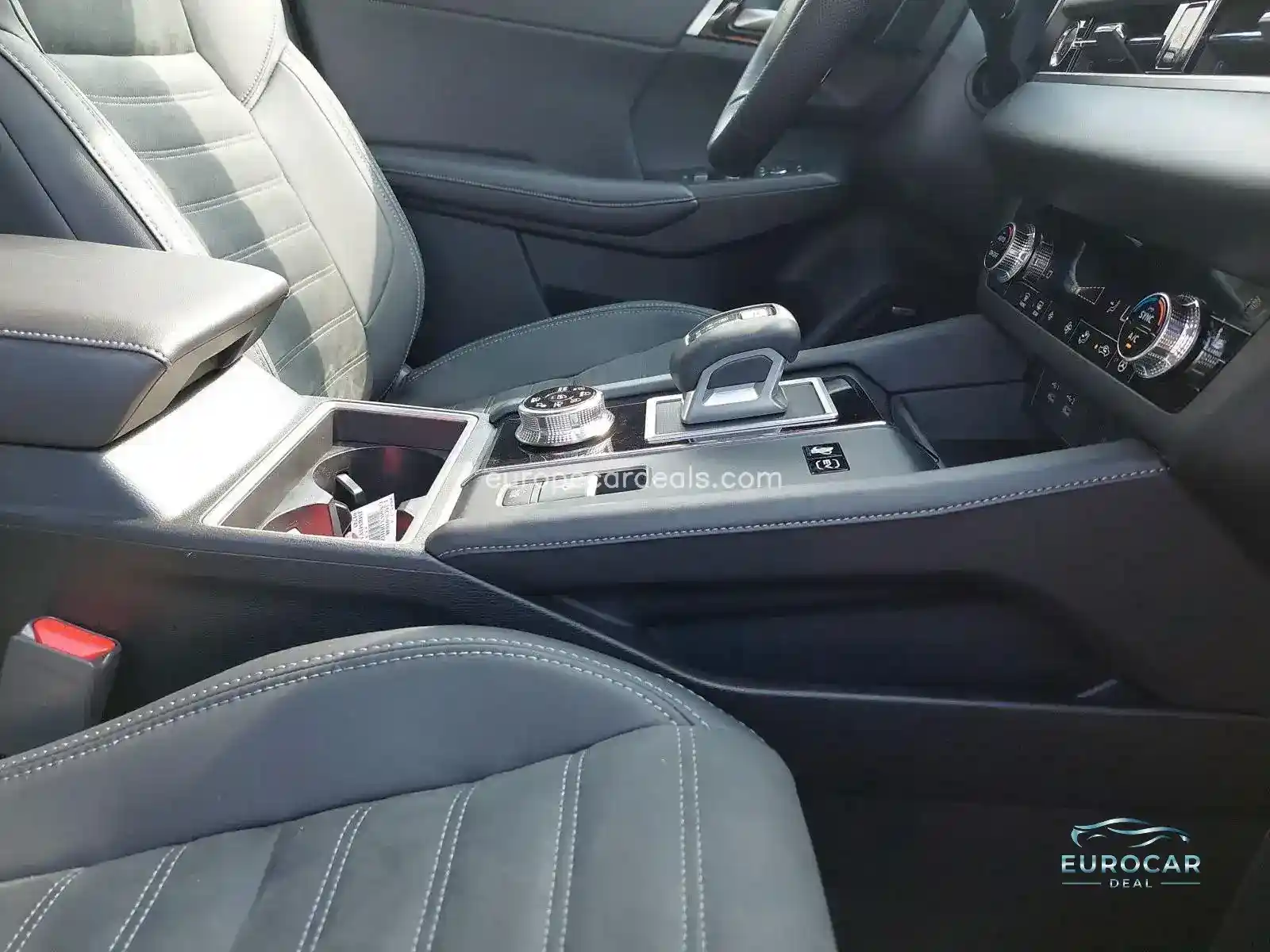 Mitsubishi Plug-in Hybrid Outlander