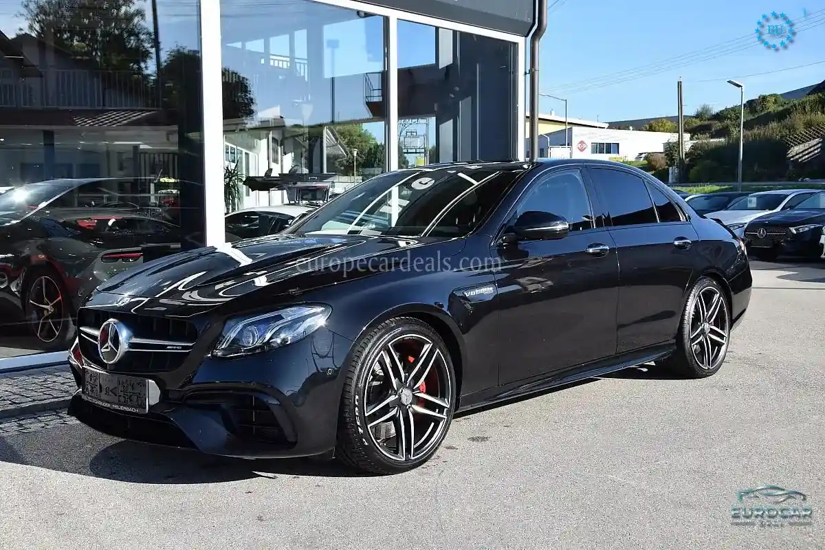 Mercedes-Benz E 63 AMG