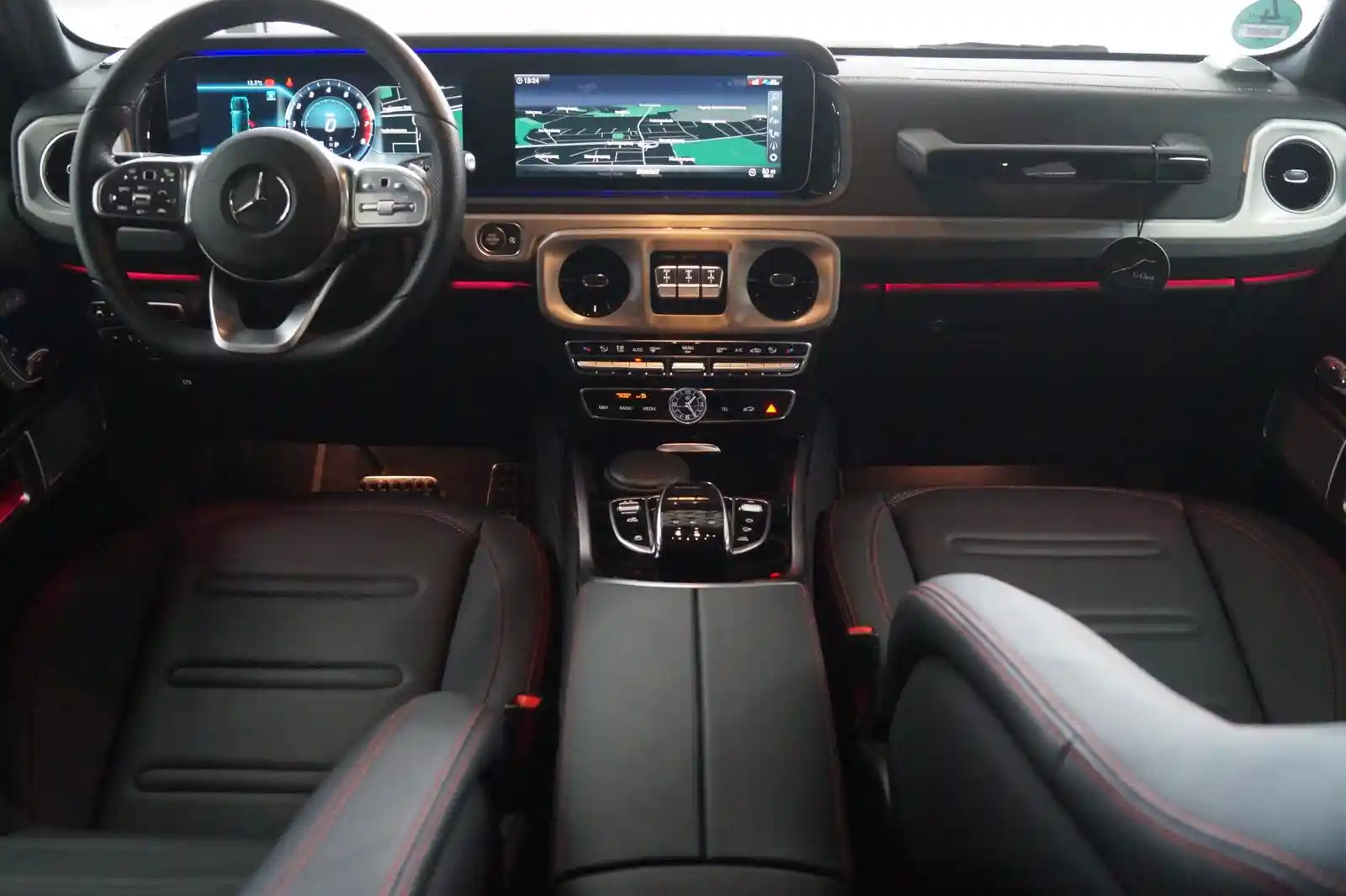 Mercedes-Benz G 500