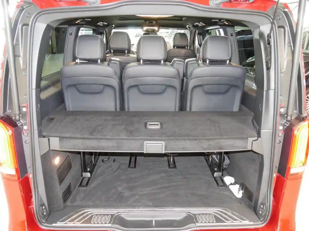 Mercedes-Benz V 250