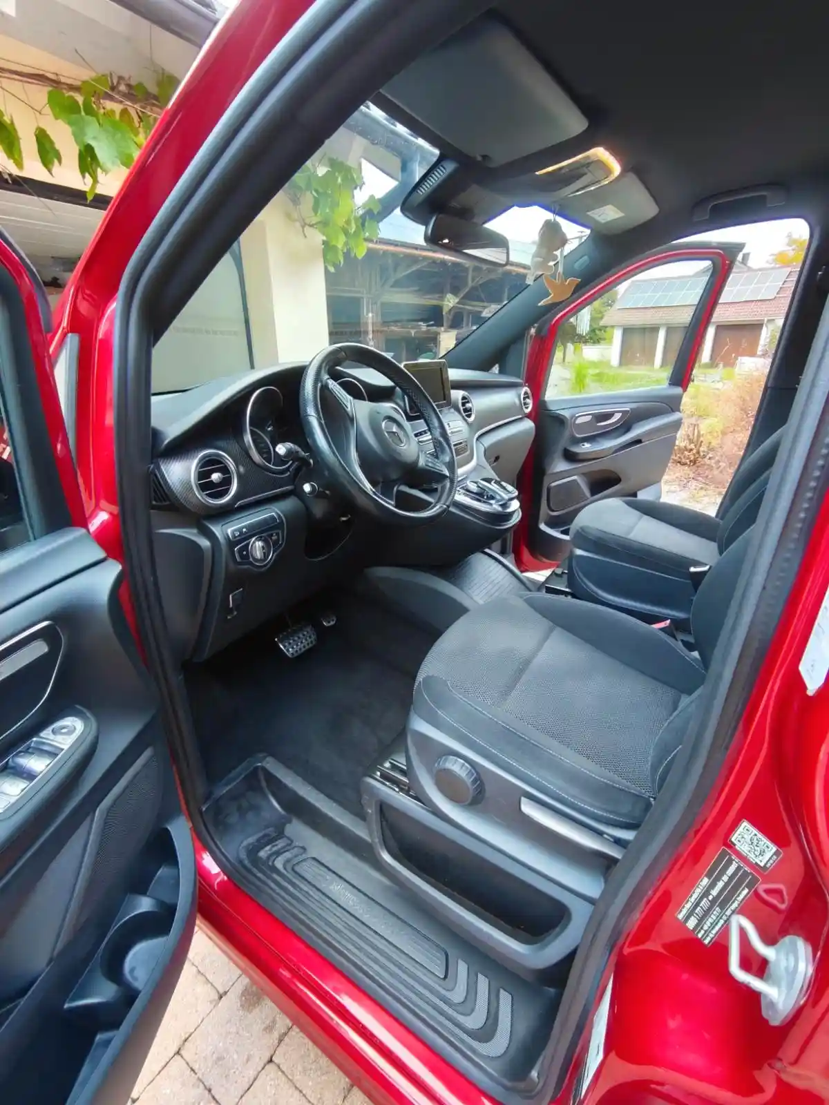 Mercedes-Benz V 250