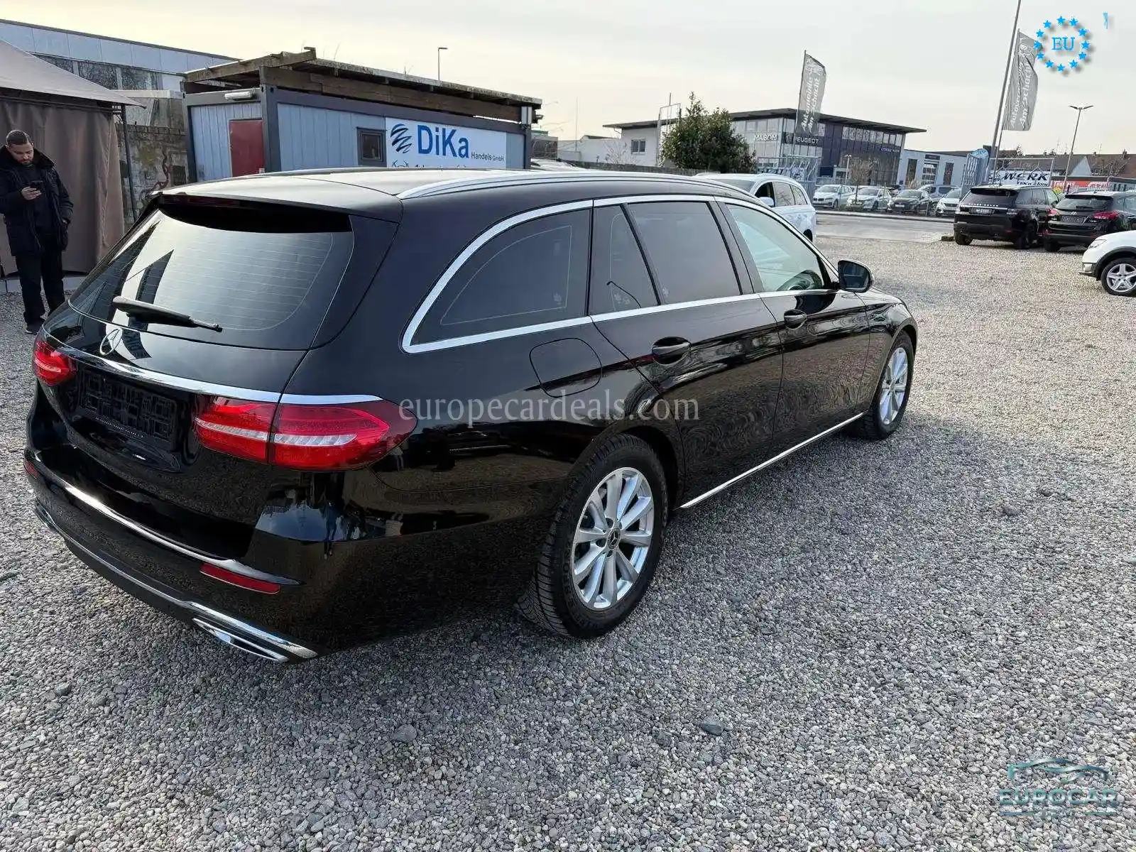 Mercedes-Benz E 200