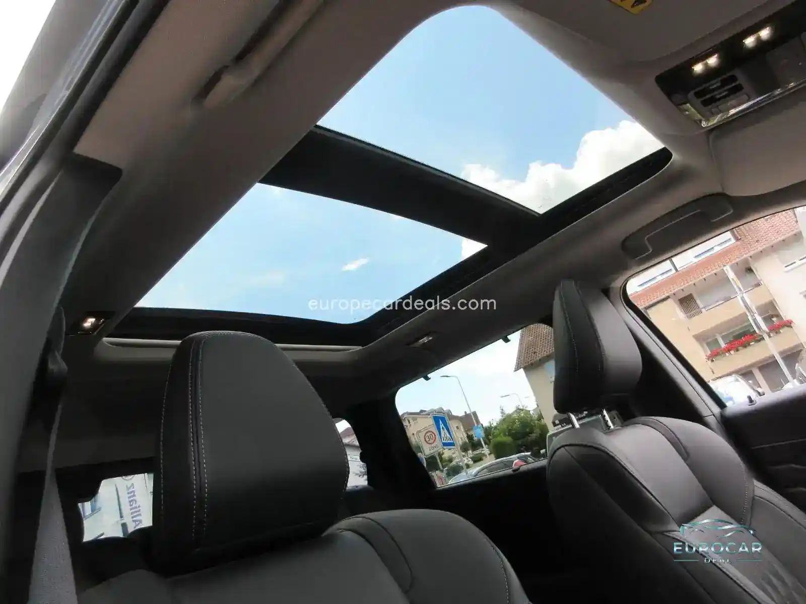 Mitsubishi Plug-in Hybrid Outlander