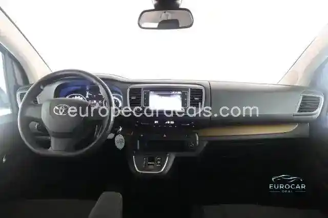 Toyota Proace (Verso)