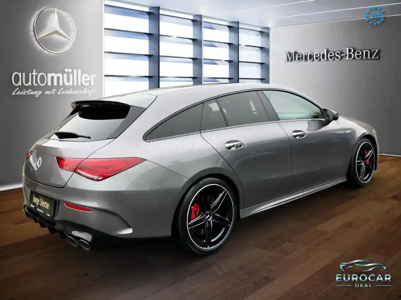 Mercedes-Benz CLA 45 AMG Shooting Brake